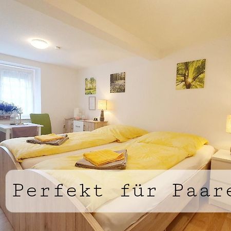 Apartment Gruener Fuerst Mit Sitzecke Im Innenhof & Naehe Park & Erdgeschoss Bad Muskau Eksteriør bilde