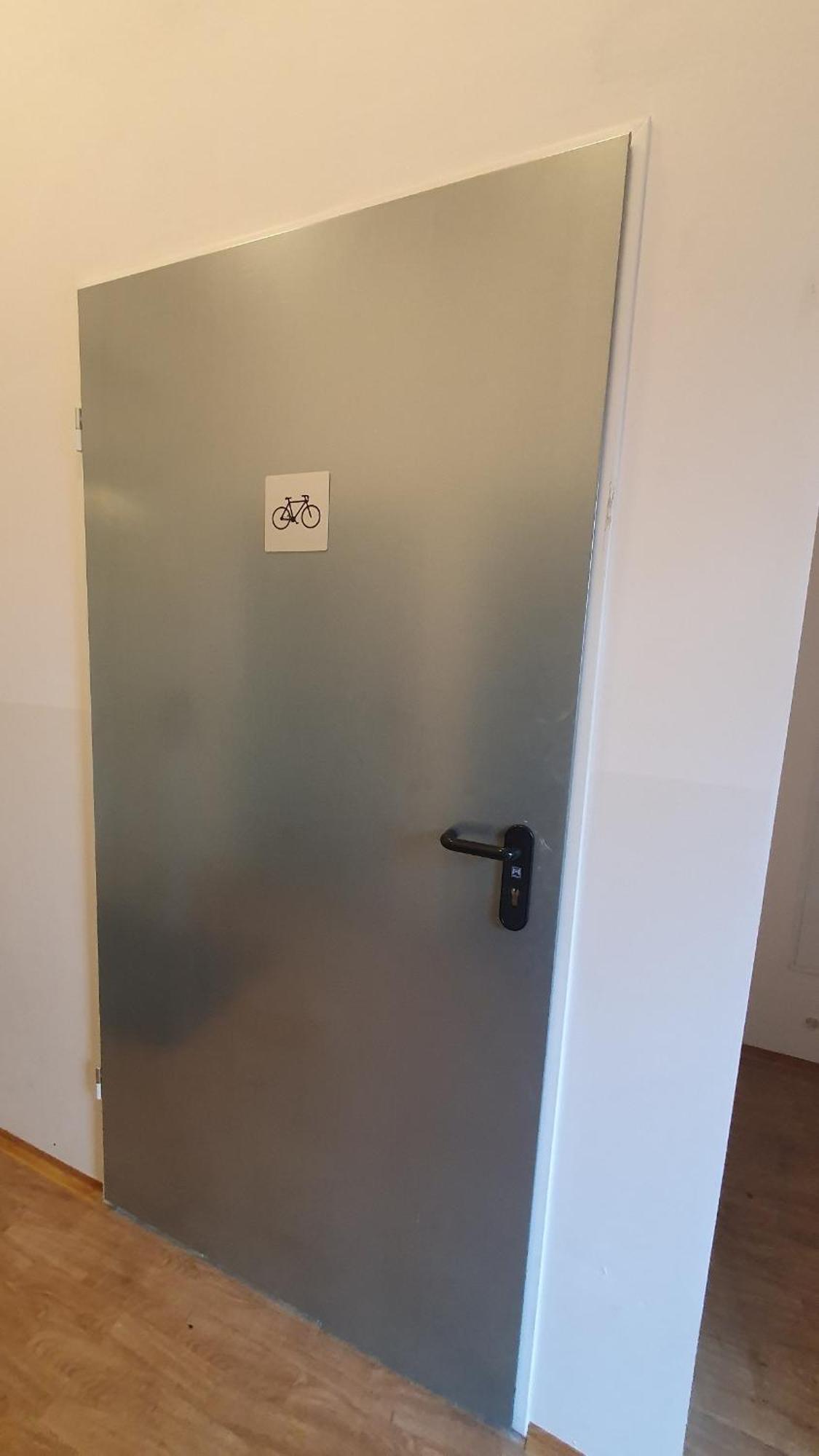 Apartment Gruener Fuerst Mit Sitzecke Im Innenhof & Naehe Park & Erdgeschoss Bad Muskau Eksteriør bilde